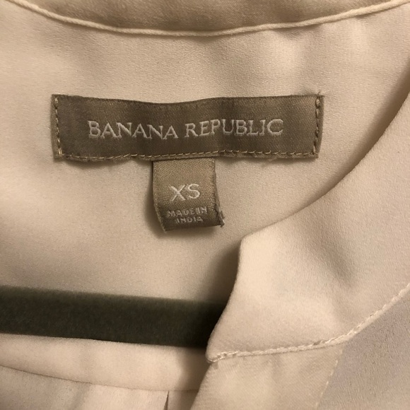 Banana Republic banded collar top, ivory, … - Picture 4 of 5